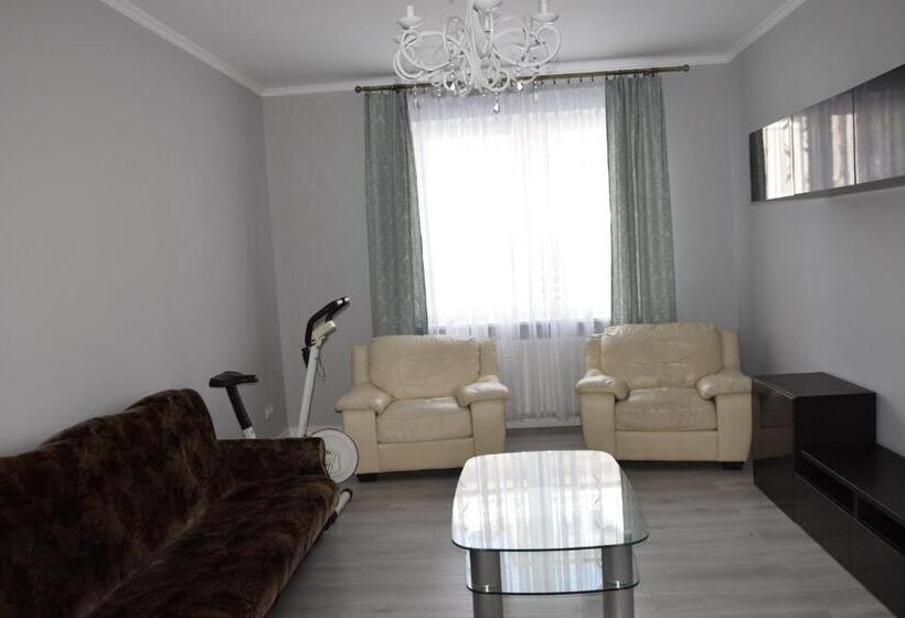 2 Schlafzimmer Apartment, Villa Victoria