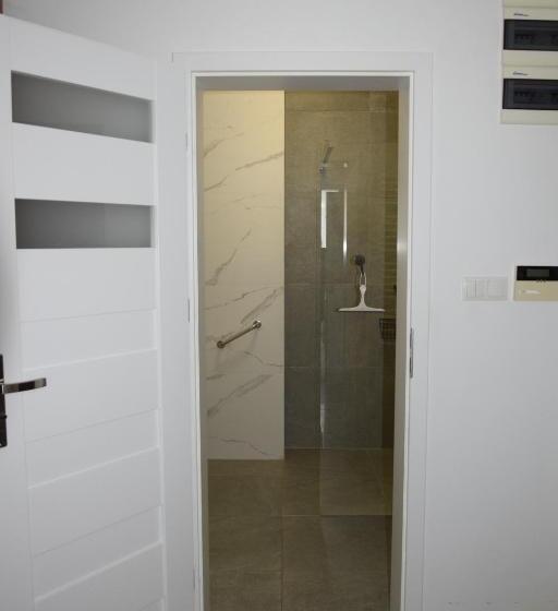 2 Schlafzimmer Apartment, Villa Victoria