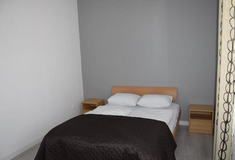 2 Schlafzimmer Apartment, Villa Victoria