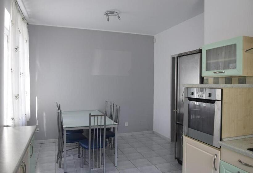 2 Schlafzimmer Apartment, Villa Victoria