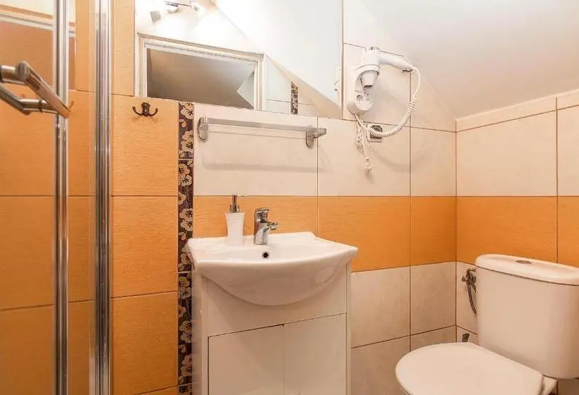 エコノミールーム, Willa Kłodzko Zacisze   Sauna   Siłownia   Komnata Solna