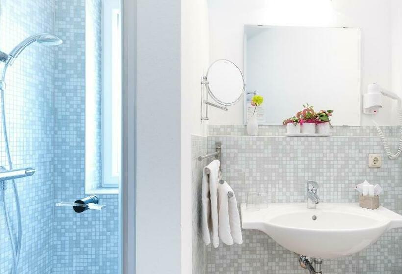 Номер Стандарт, Wohlfühlpension Kristan