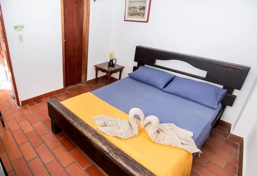 Basic-huone, Macondo Hostel