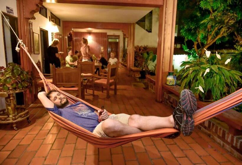 חדר סטנדרט חדר אמבטיה משותף, Macondo Hostel