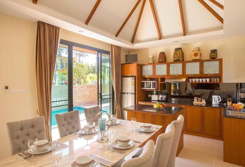 Вилла 3 Спальни с Бассейном, Rawayana West Villas & Kids Park