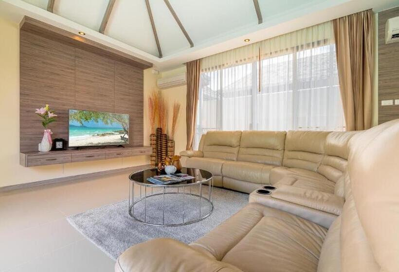 Вилла 5 Спален, Rawayana West Villas & Kids Park