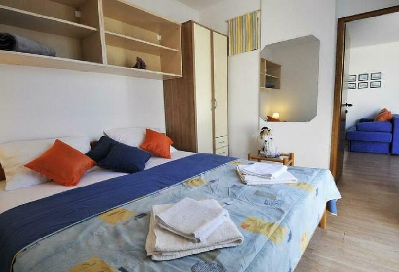 آپارتمان 1 خوابه با چشم‌انداز باغ, Villa Katarina