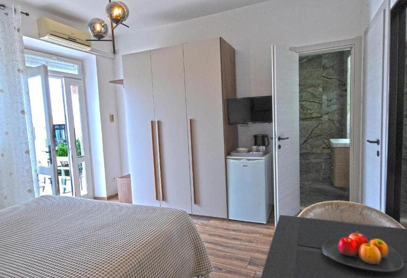 Comfort room with terrace, Villa Katarina