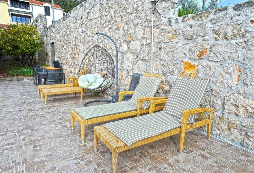 Comfort room with terrace, Villa Katarina