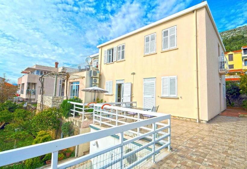 Comfort room with terrace, Villa Katarina