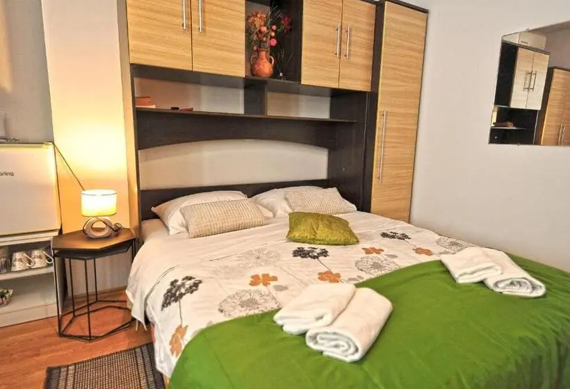 اتاق استاندارد با چشمانداز دریا, Villa Katarina