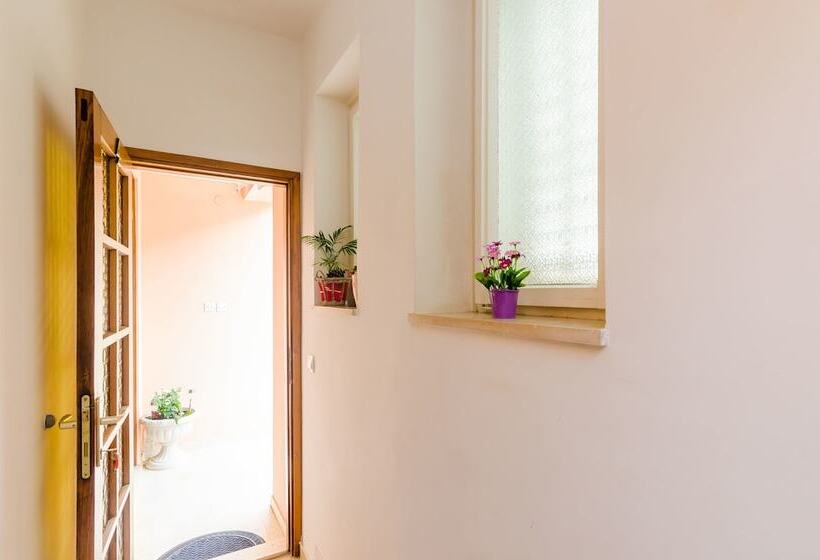 اتاق استاندارد با بالکن, Villa Katarina