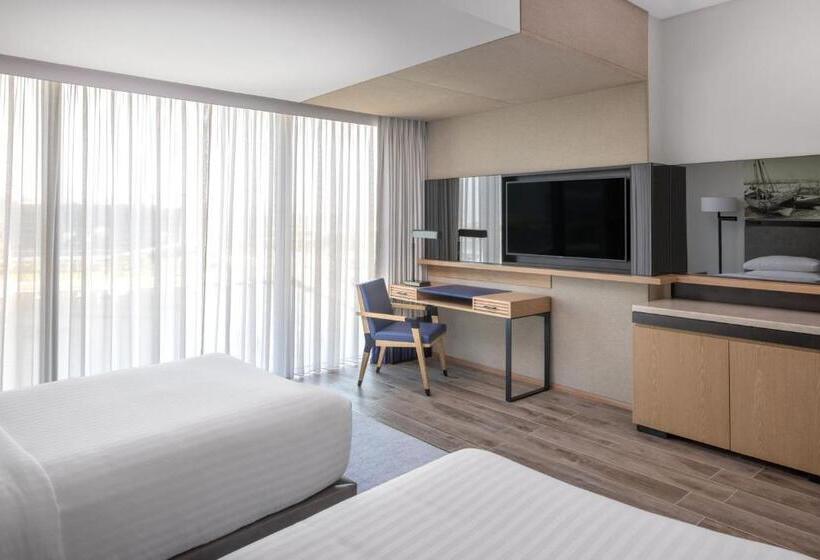 Номер Deluxe Вид на Город, Marriott Marquis Dubai