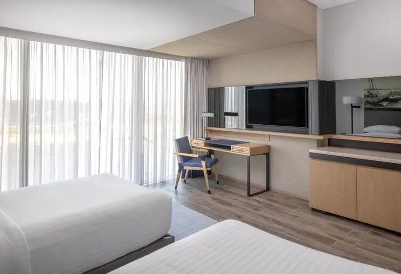 シティビューのデラックスルーム, Marriott Marquis Dubai Creek