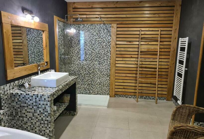 带大床的套房, Chambre D Hôte Casa Maredda