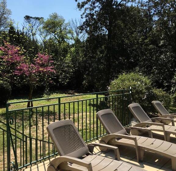 Номер Стандарт Вид на Сад, Chateau Pech Céleyran