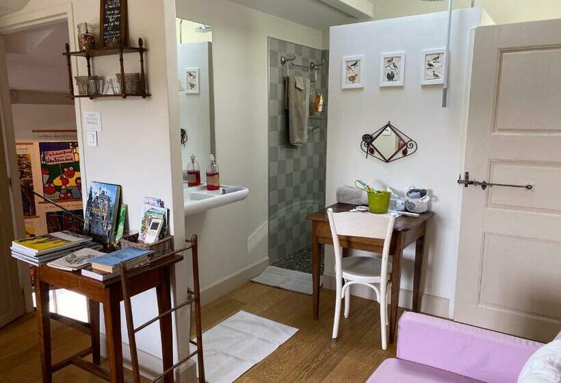 标准间, Chez L Antiquaire