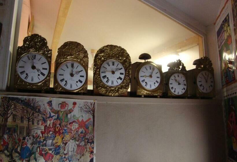 标准间, Chez L Antiquaire