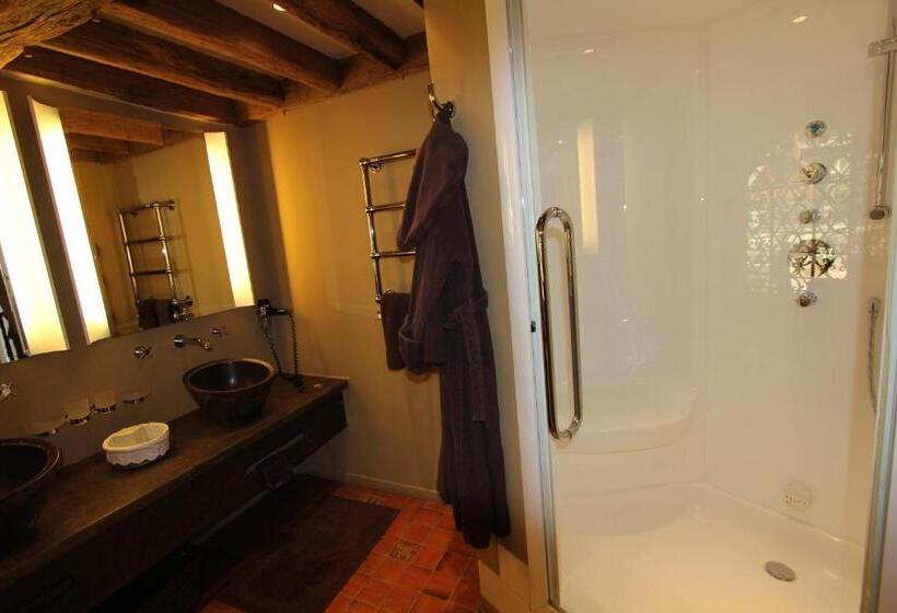 סוויטה משפחתית, Demeure Des Vieux Bains