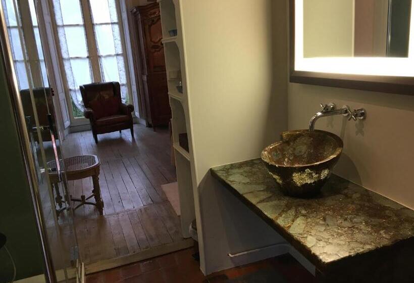 חדר קומפורט, Demeure Des Vieux Bains