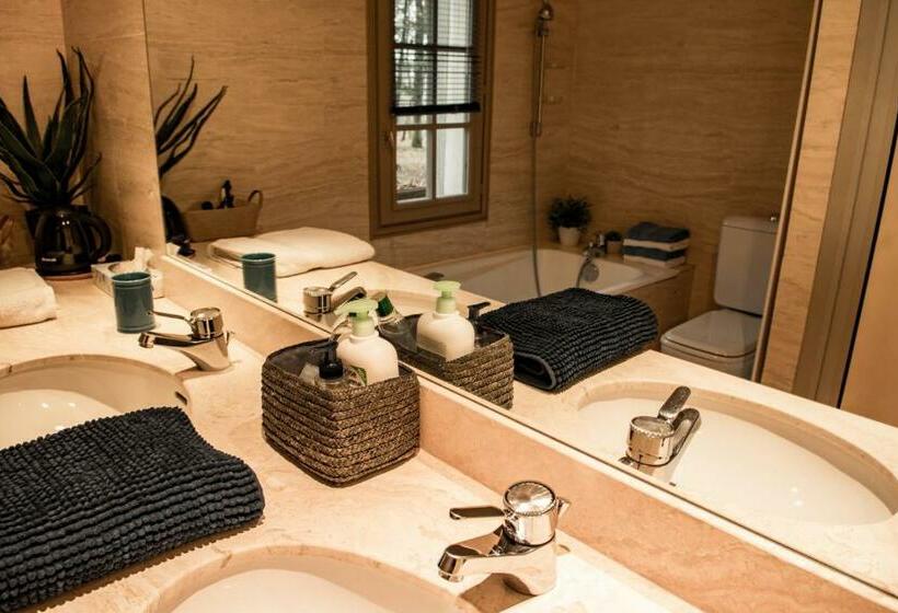 Семейный Номер, Domaine Du Vertbois