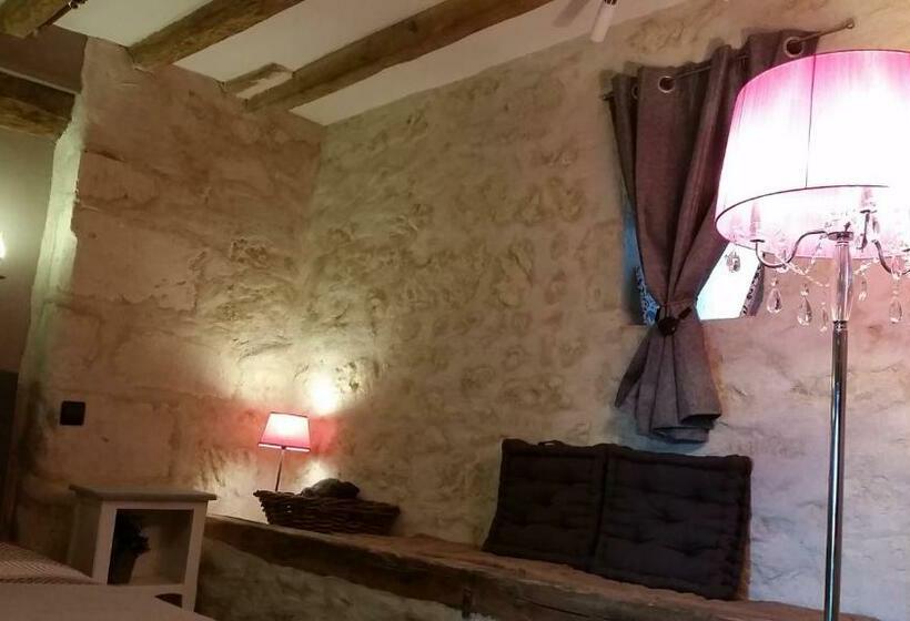 스탠다드 룸 킹사이즈 침대, Domaine Les Feuillants