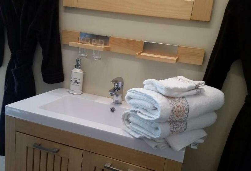 디럭스 룸, Domaine Les Feuillants