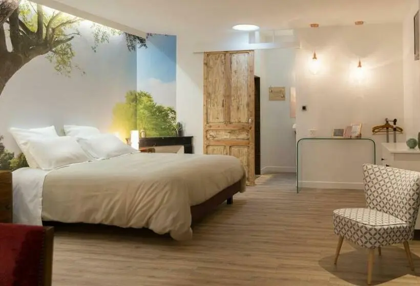 コンフォートルーム, Hôtel Spa Le Miel Des Muses