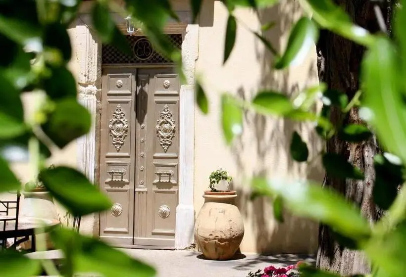 اتاق استاندارد با بالکن, Mas De Bellegou