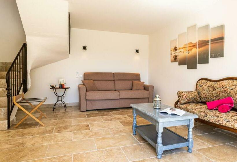 מיטת קינג בסוויטה, Mas Saint Julien