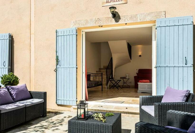 מיטת קינג בסוויטה, Mas Saint Julien