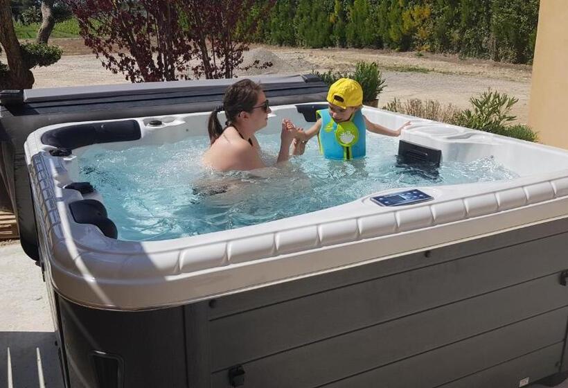 וילה בת 2 חדרי שינה, Mas Saint Julien