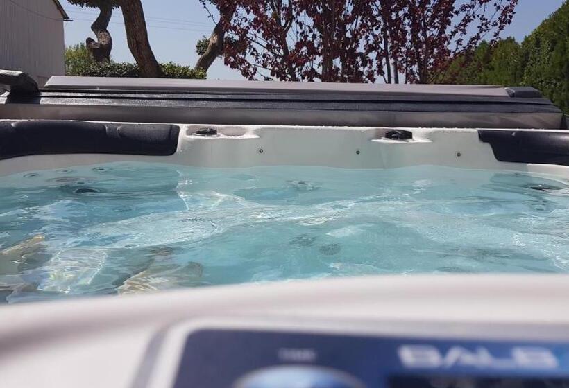 וילה בת 2 חדרי שינה, Mas Saint Julien