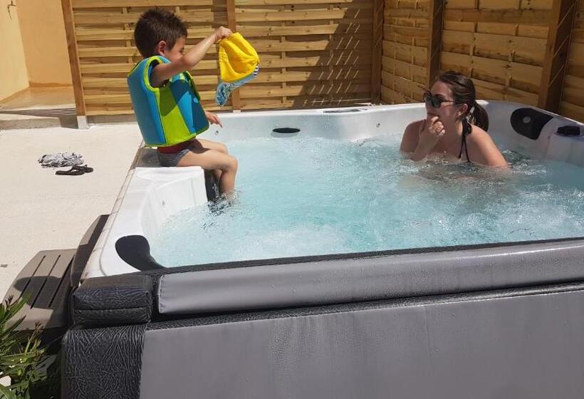 וילה בת 2 חדרי שינה, Mas Saint Julien