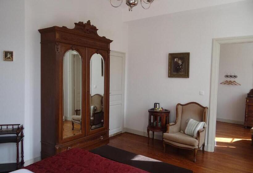 Четырехместный Номер Deluxe, Bed & Breakfast L'orangerie