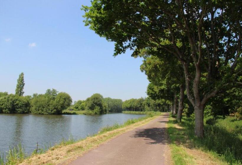 Номер Стандарт с Террасой, Au Relais De L Oust