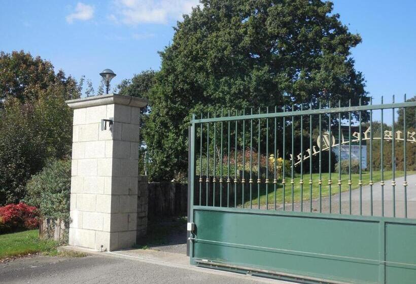 Номер Стандарт с Террасой, Au Relais De L Oust