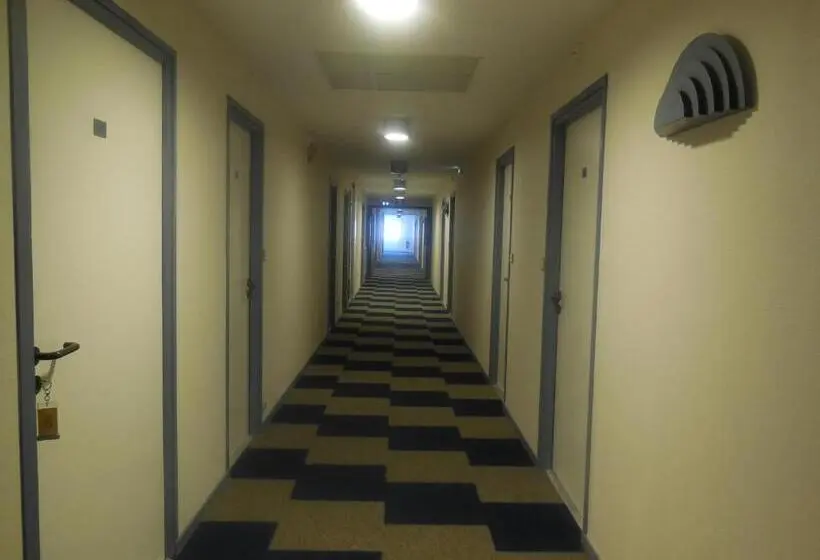 インサイドトリプルスタンダードルーム, Au Relais De L Oust