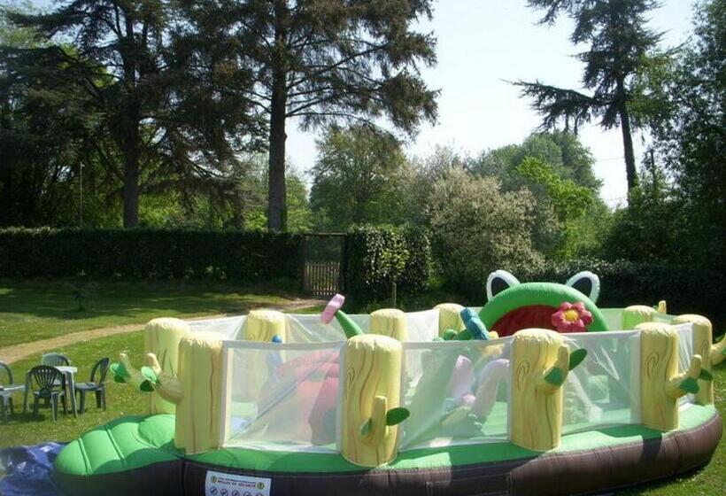 Трехместный Номер Стандарт Interior, Au Relais De L Oust