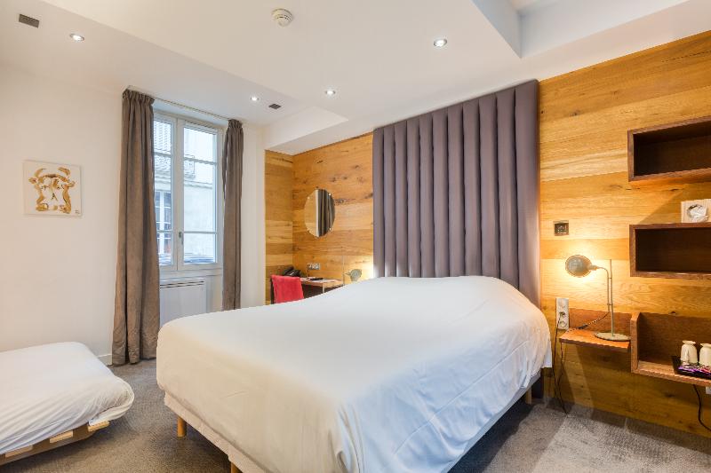 패밀리 룸, Du Jeu De Paume