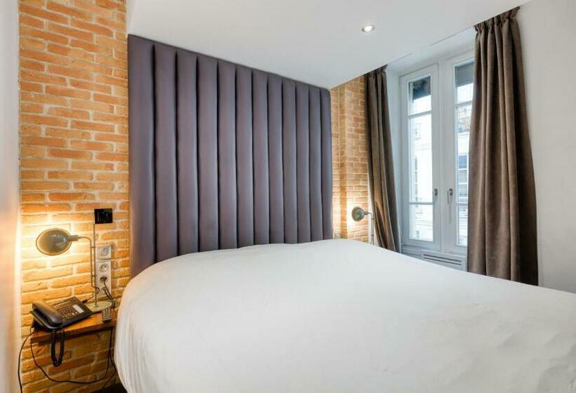 스탠다드 룸 킹사이즈 침대, Du Jeu De Paume