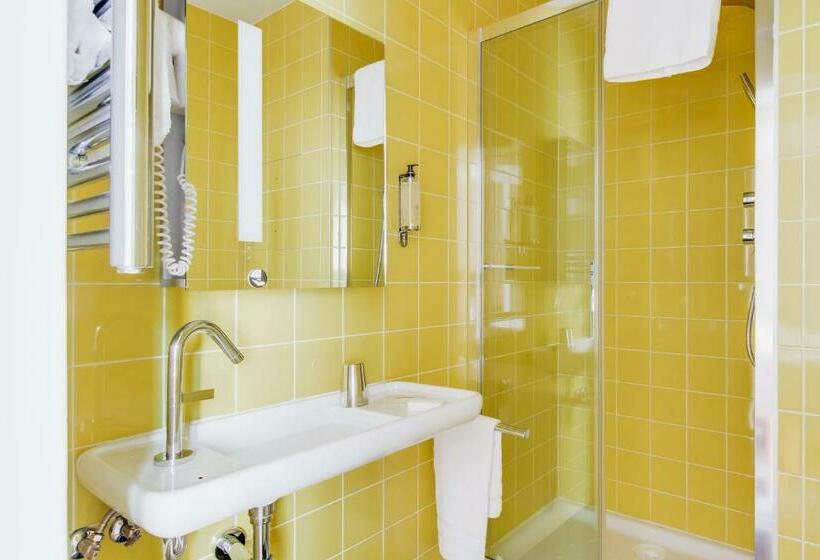 스탠다드 룸 킹사이즈 침대, Du Jeu De Paume