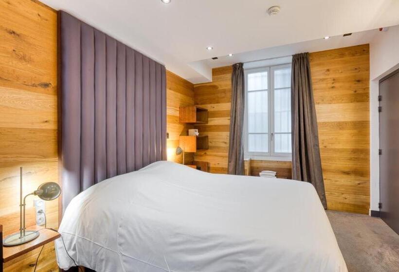 Quarto Familiar, Du Jeu De Paume