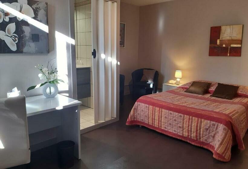 スタンダードルーム, La Bonne Auberge