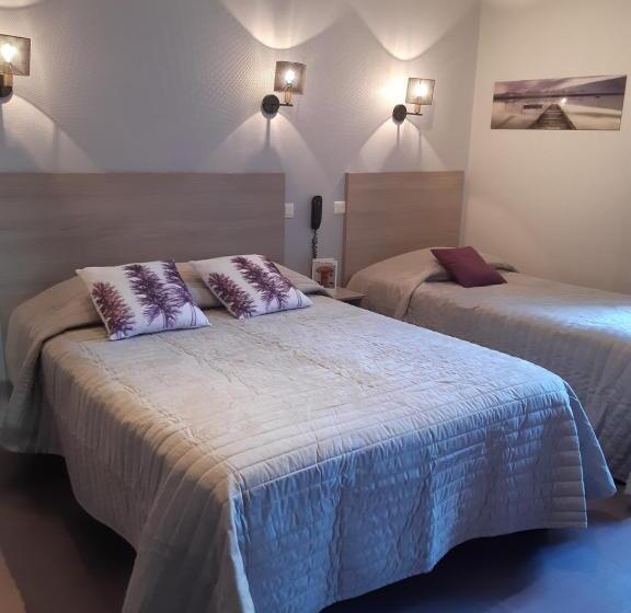 标准三人间, La Bonne Auberge