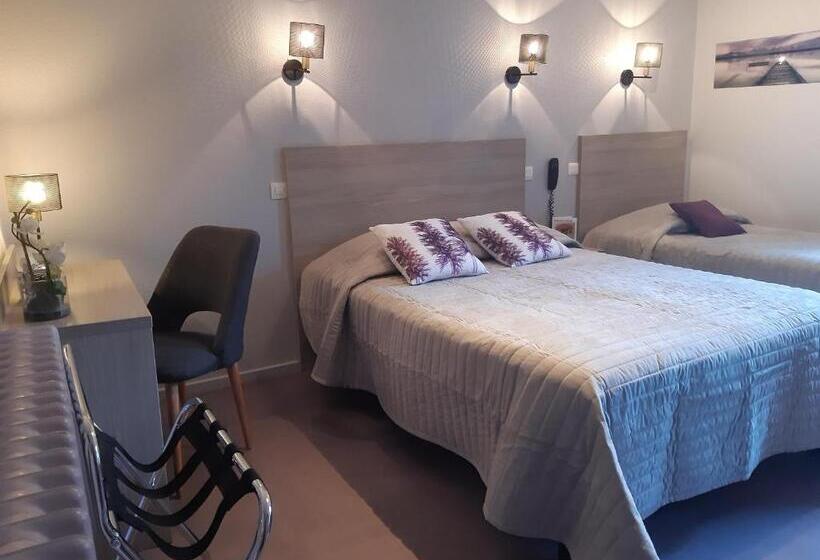 标准三人间, La Bonne Auberge