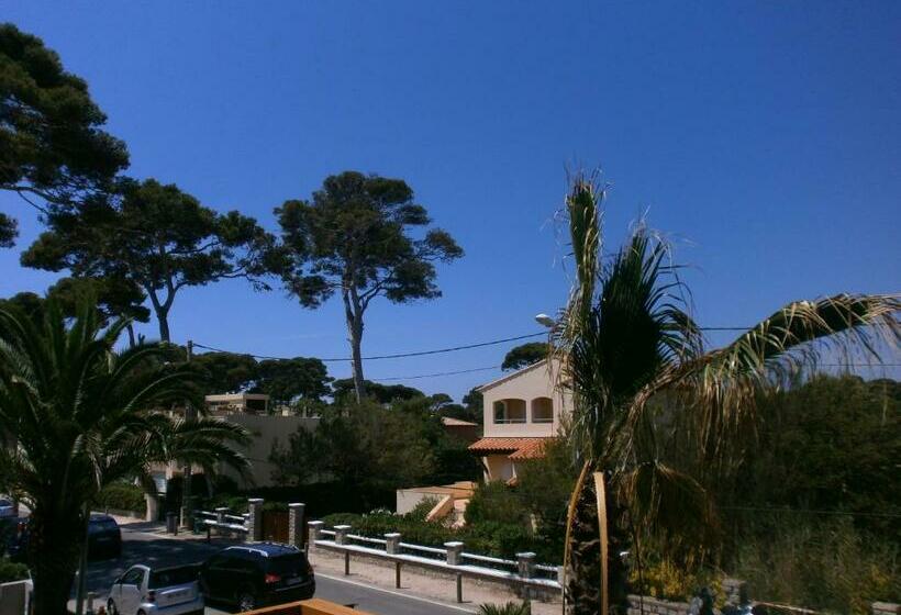 اتاق استاندارد, Hôtel Bor