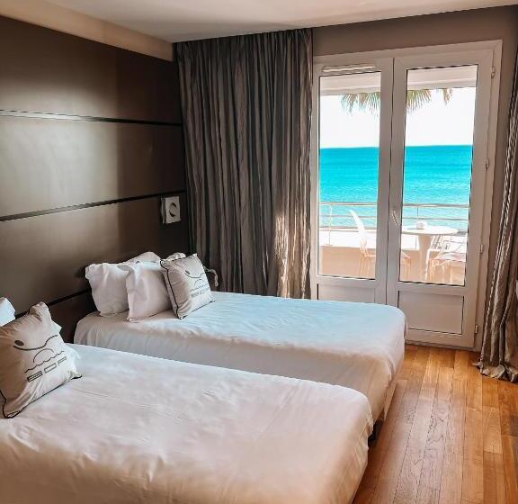 اتاق اجرایی با چشمانداز دریا, Hôtel Bor