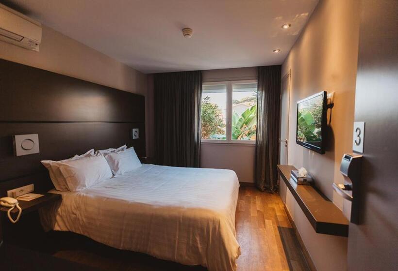 اتاق استاندارد, Hôtel Bor