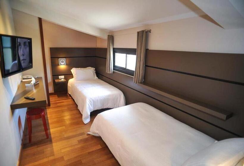 Cabin, Hôtel Bor